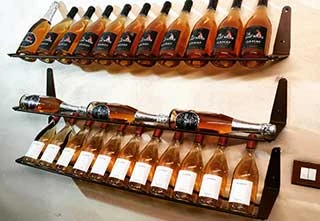 Image for Lineum aligne les bouteilles